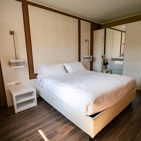 Aparthotel Acqua 2*